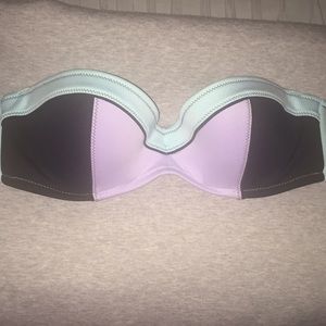 Victoria's Secret bikini top!